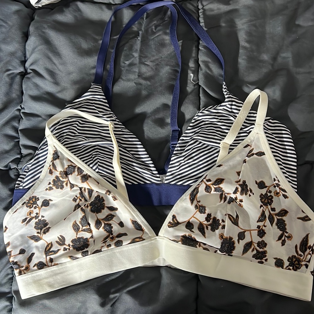 Lot of two old navy lounge bras size XL